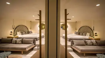 PETOUSIS HOTEL & SUITES