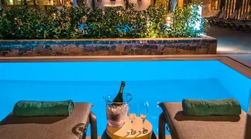 Petousis Hotel & Suites