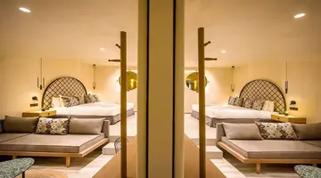 Petousis Hotel & Suites