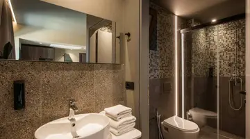 PETOUSIS HOTEL & SUITES