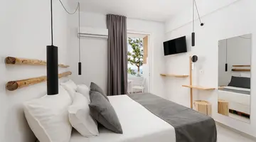 Petradi Beach Hotel