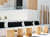 PETRADI BEACH LOUNGE HOTEL