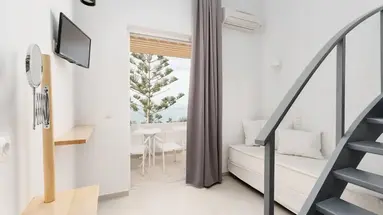 Petradi Beach Lounge Hotel