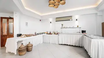 Petradi Beach Lounge Hotel