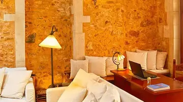 Petradi Beach Lounge Hotel