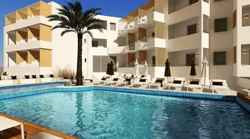 Petradi Beach Lounge Hotel*