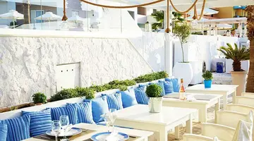 Petradi Beach Lounge Hotel