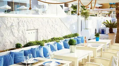 Petradi Beach Lounge Hotel