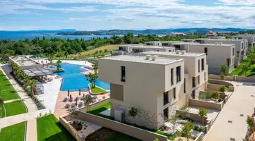 Petram Resort & Residences