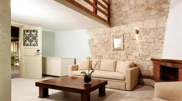 Petrino ECO Village