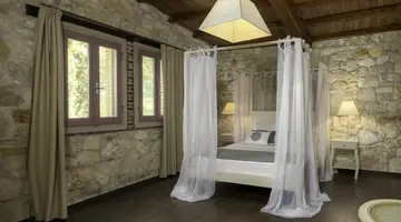 Petrino ECO Village