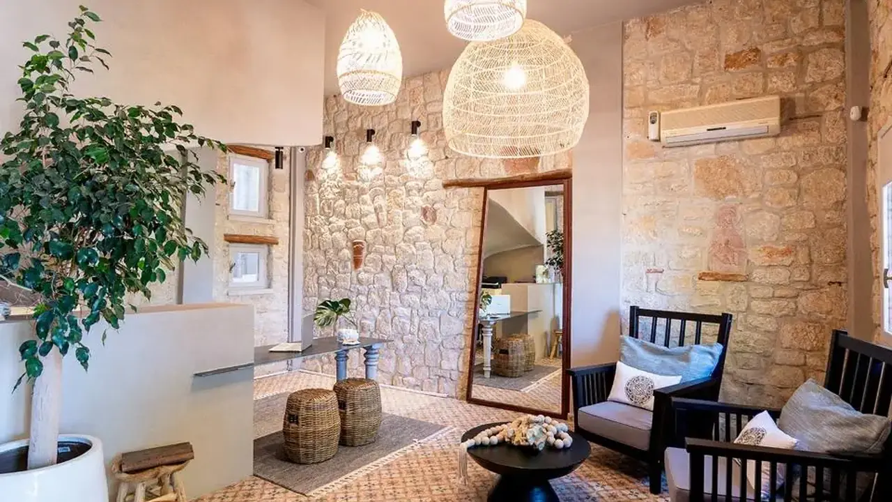 Petrino ECO Village