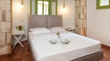Petrino ECO Village