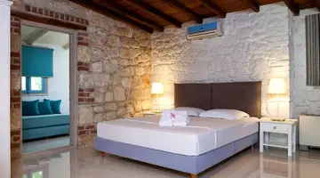 Petrino ECO Village