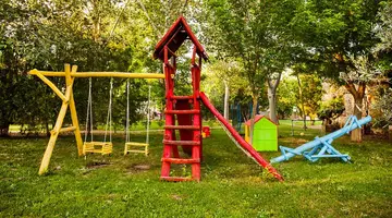 Petrino ECO Village