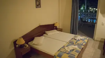 Petros Hotel