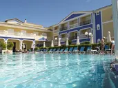 Petros Hotel