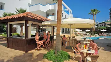 Petrosana Hotel Apts