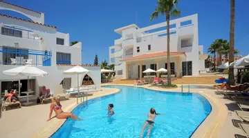 Petrosana Hotel Apts