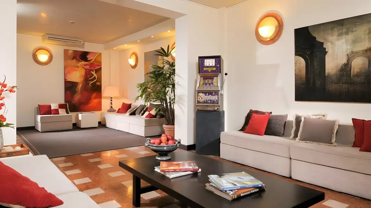 Phi Hotel Bologna