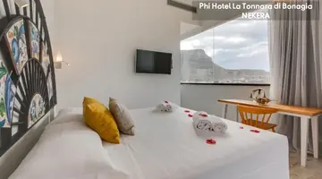 PHI HOTEL LA TONNARA DI BONAGIA