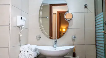 Philoxenia Hotel and Apartments