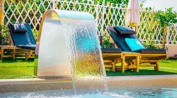 Philoxenia Hotel and Apartments