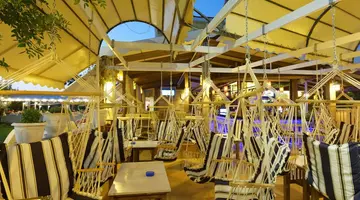 Philoxenia Hotel and Apartments