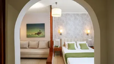 Philoxenia Hotel and Apartments
