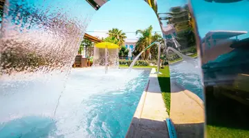 Philoxenia Hotel and Apartments