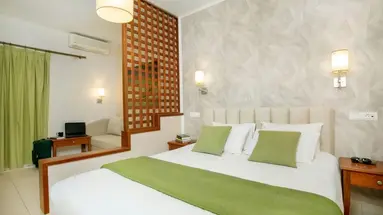 Philoxenia Hotel and Apartments
