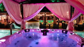 PHILOXENIA HOTEL & SPA