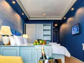 Phoenicia Blue View