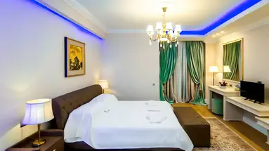 Phoenicia Royal