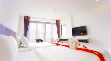 PHOENIX HOTEL KARON BEACH