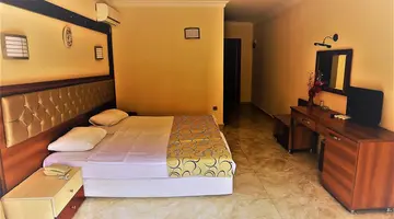 Phoenix Sun Hotel