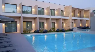 Phos Hotel Adults Only