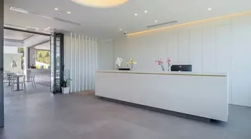 Phos Hotel Adults Only