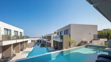 Phos Hotel Adults Only