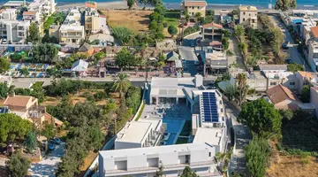Phos Hotel Adults Only