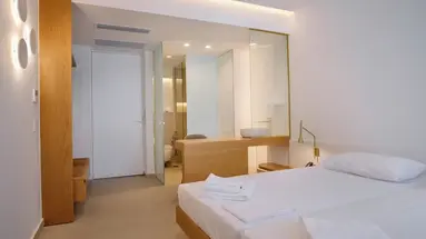 Phos Hotel Adults Only