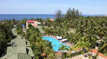 PHU VAN RESORT & SPA