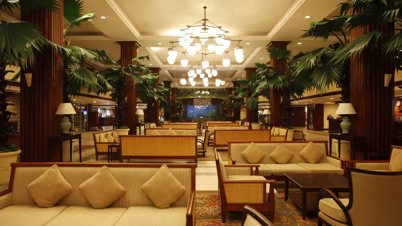 Phuket Graceland Resort & Spa