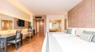 Phuket Graceland Resort & Spa