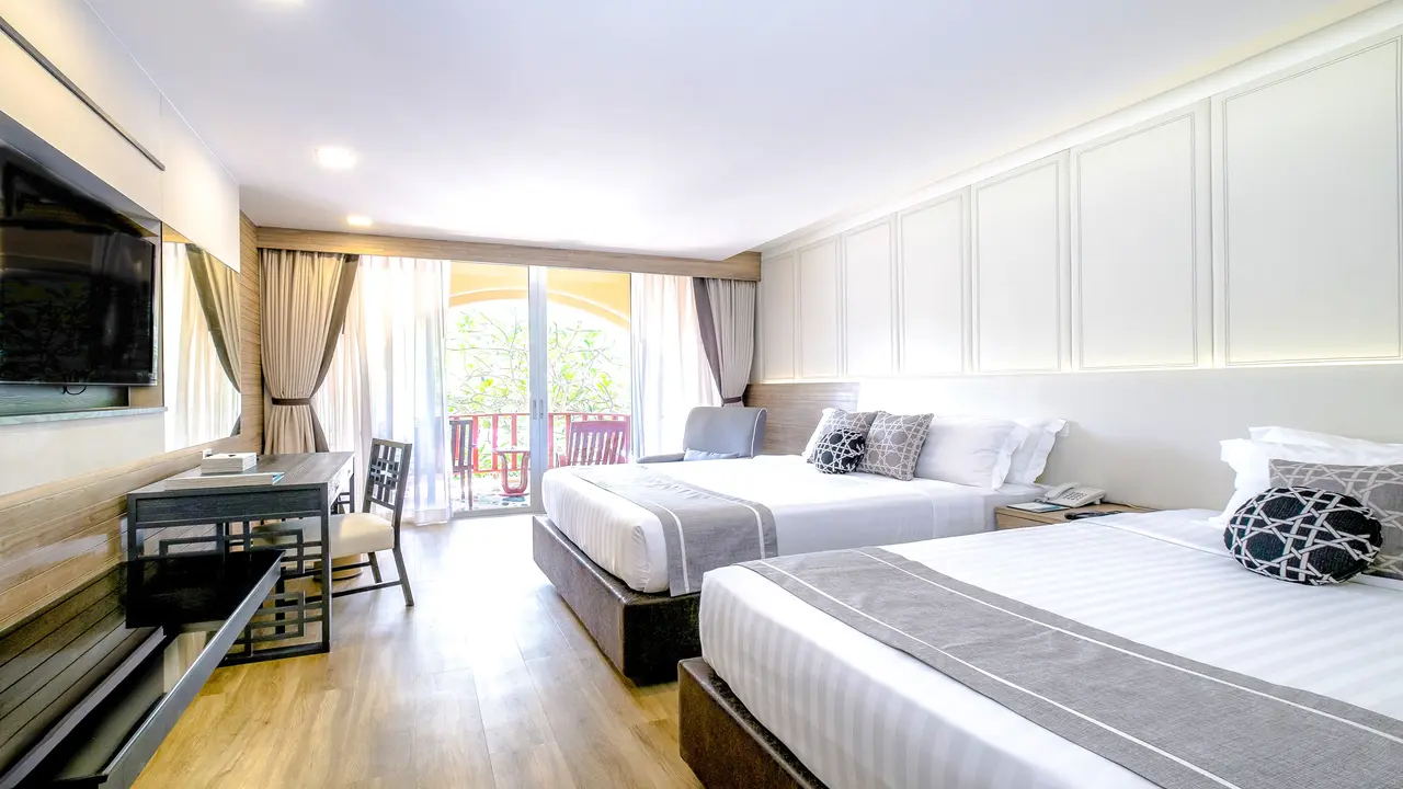Phuket Graceland Resort & Spa