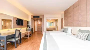 Phuket Graceland Resort & Spa