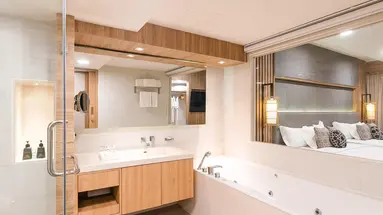 Phuket Graceland Resort & Spa
