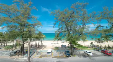 Phuket Graceland Resort & Spa