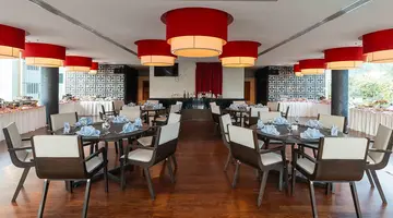 Phuket Graceland Resort & Spa