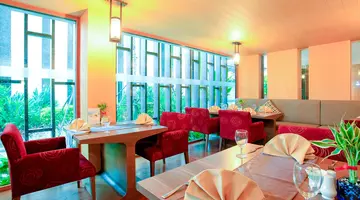 PHUKET GRACELAND RESORT & SPA